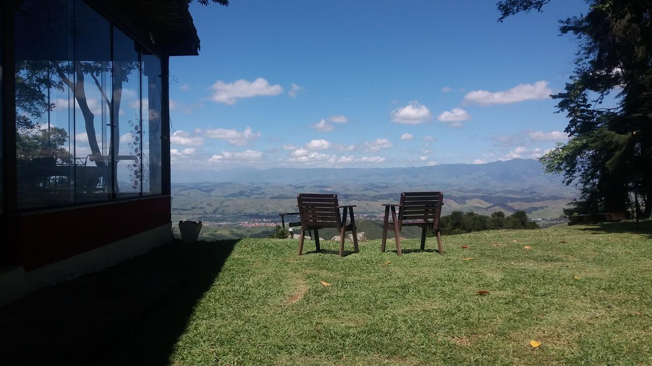 Vista Linda Hotel Itatiaia  Buitenkant foto